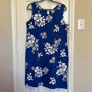 NWT Pacific Legend Authentic Hawaiian Dress